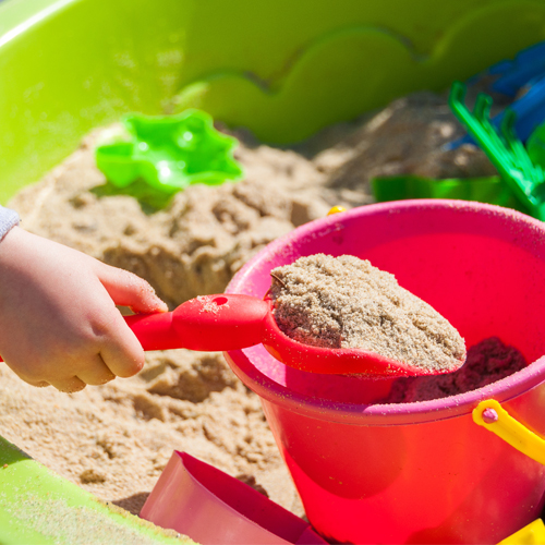 幼稚園で外遊びした日は要注意。砂が入ったままのズボンを洗濯し大惨事に