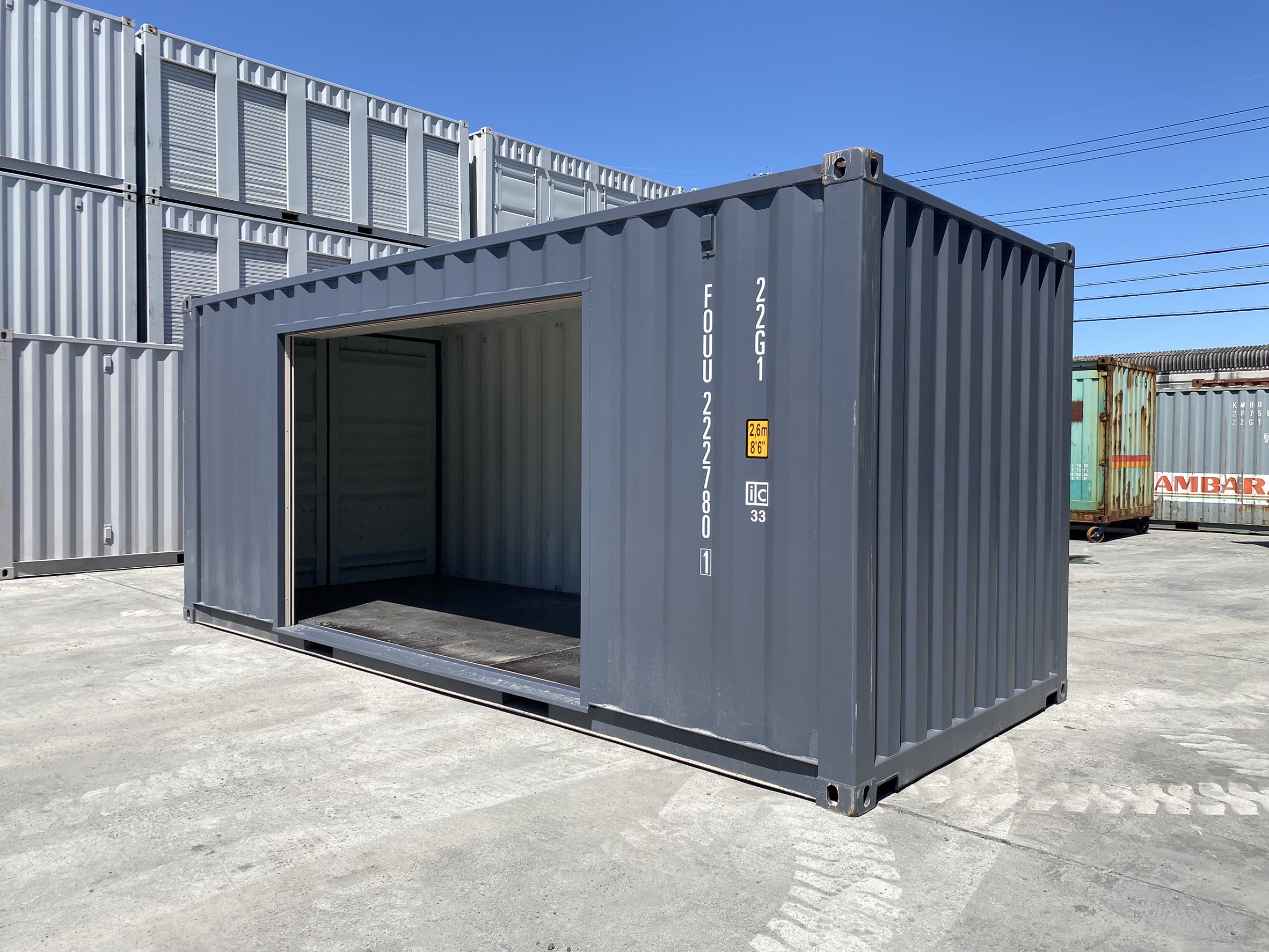 20ft3ｍシャッター付きコンテナ