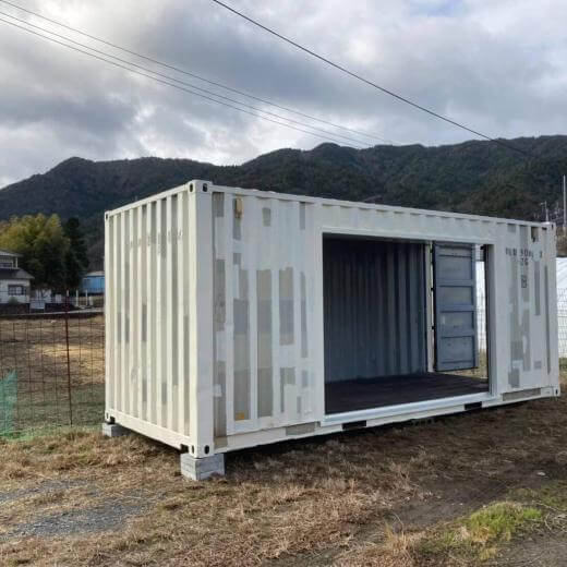 京都府亀岡市 20フィート中古コンテナ 3Mシャッター 設置