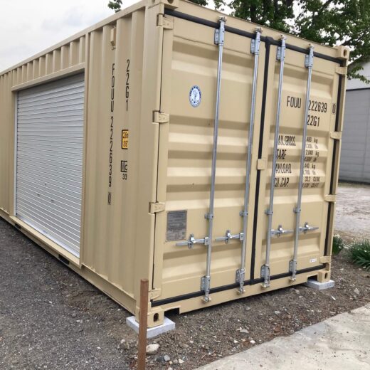 滋賀県長浜市 20ft新品コンテナ 3mシャッター ベージュ 側面