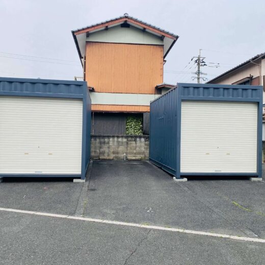 福岡県北九州市小倉南区 中古シャッター付きコンテナ設置